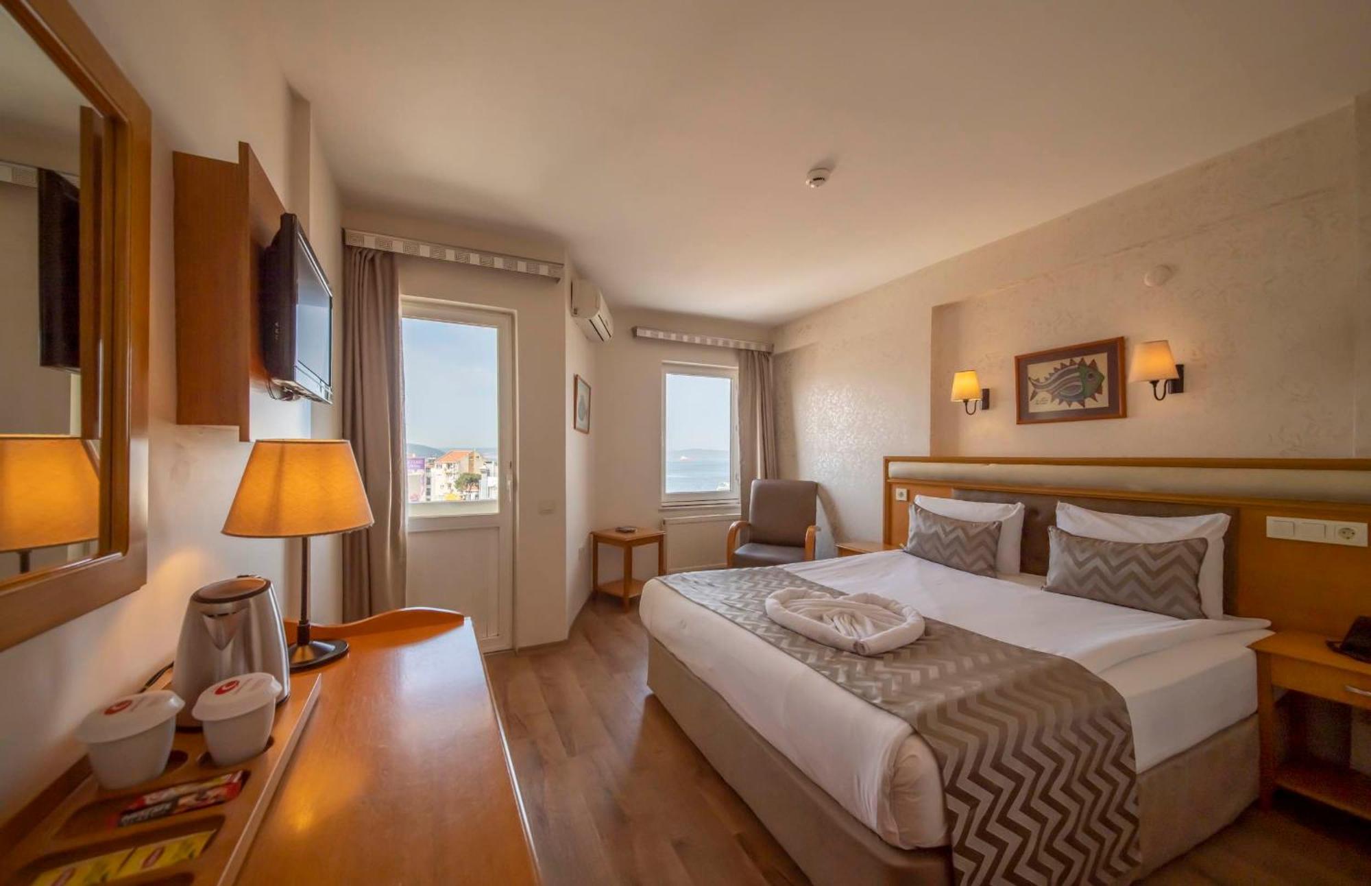 Canak Hotel Canakkale Exterior photo